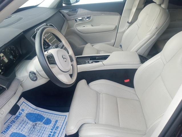 2022 volvo xc90 t6 awd inscription 6 seater