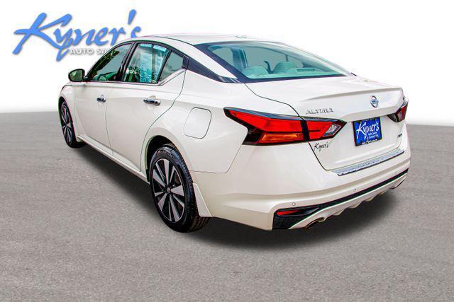 2020 nissan altima 2.5 sv