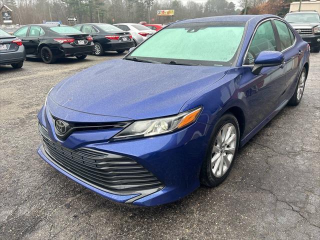 2018 toyota camry le