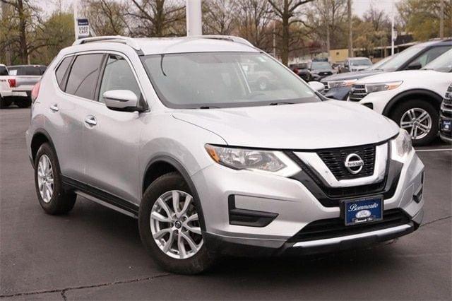 2017 nissan rogue sv in hazelwood, missouri