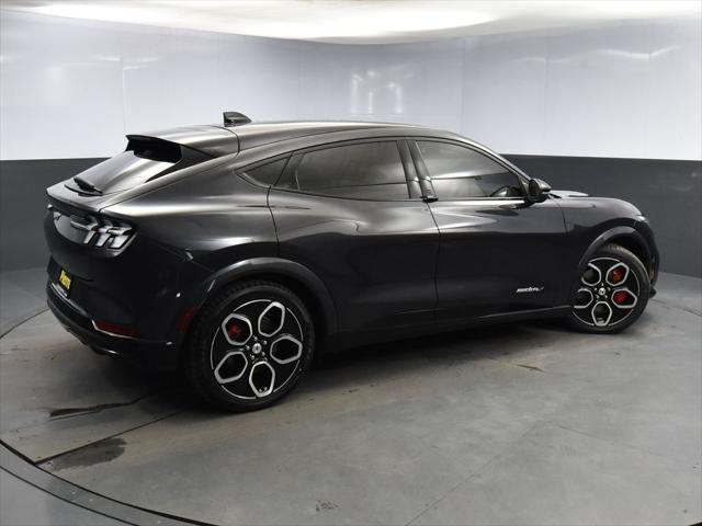 2022 ford mustang mach-e gt