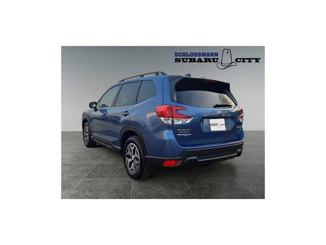 2024 subaru forester premium