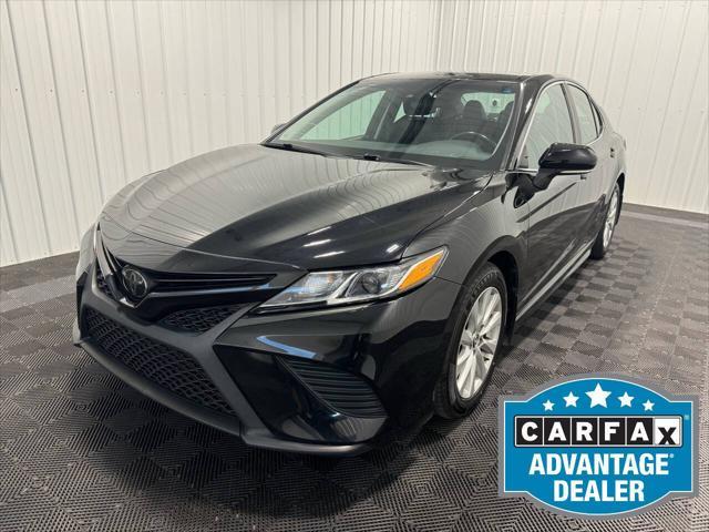2019 toyota camry se