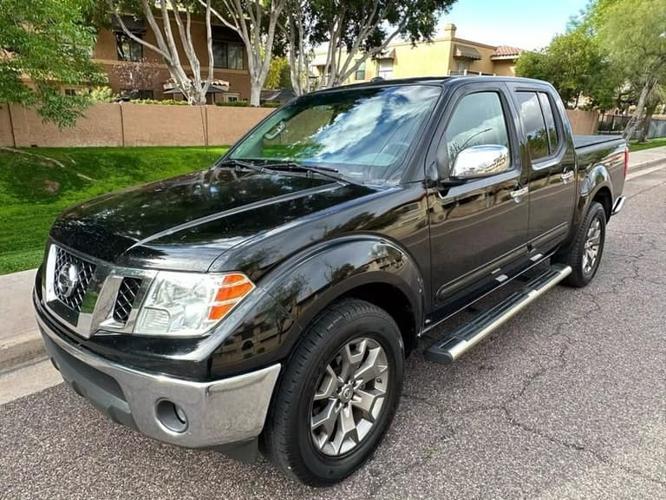 2015 nissan frontier crew cab sl pickup 4d 5 ft in phoenix, arizona