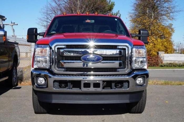 2015 ford f-250 super duty lariat 4x4 lariat 4dr supercab 6.8 ft. sb pickup for sale in portland, maine