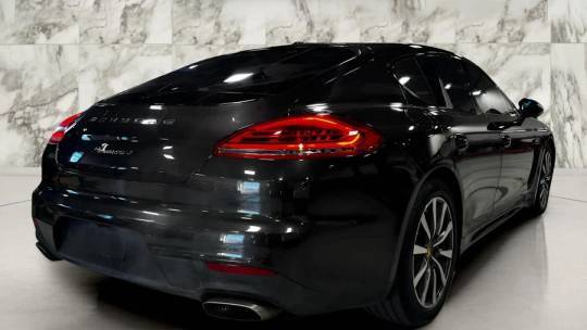 2016 Porsche Panamera