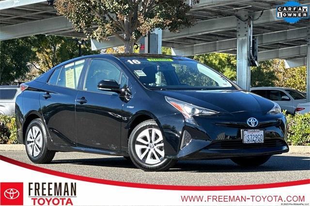 2016 toyota prius three