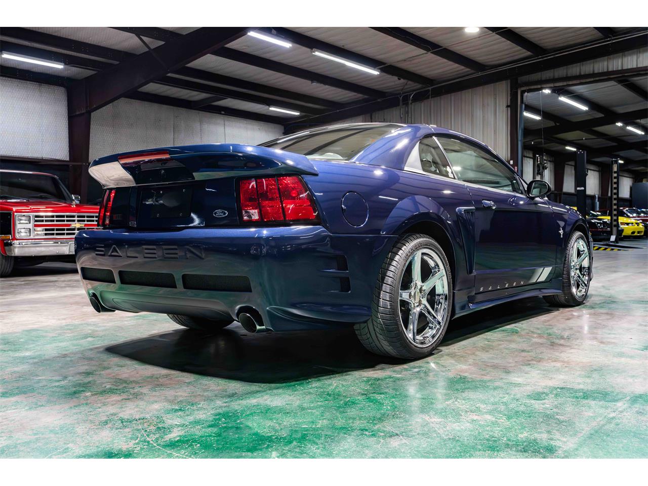 2001 ford mustang (saleen)