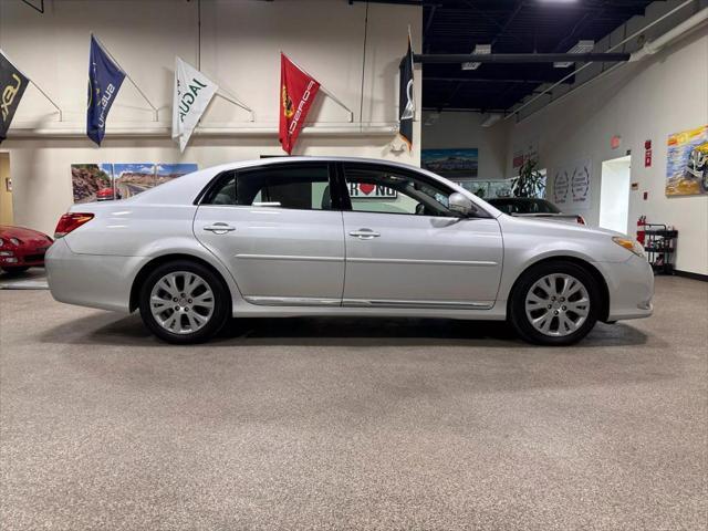 2012 toyota avalon limited