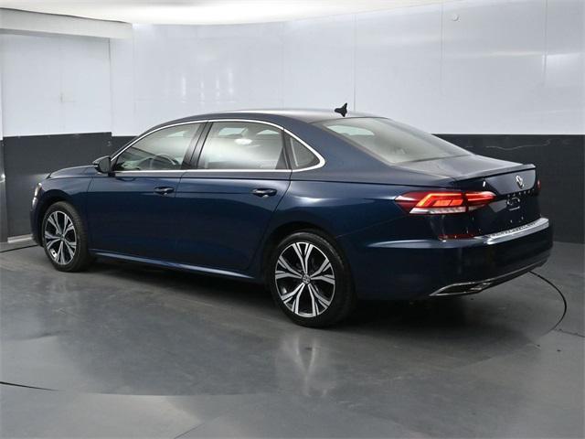 2022 volkswagen passat 2.0t se