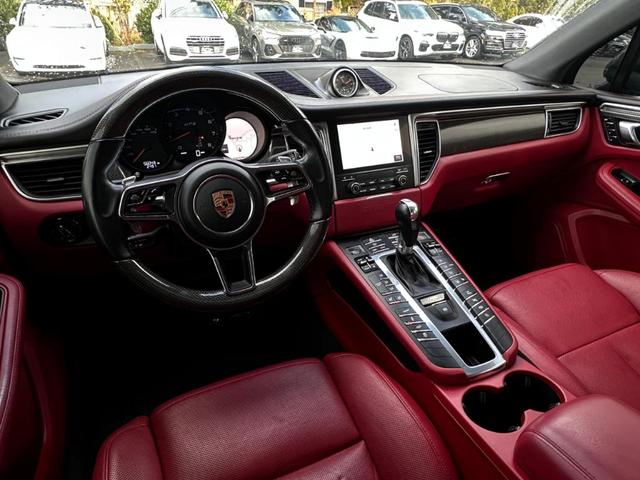 2017 porsche macan gts
