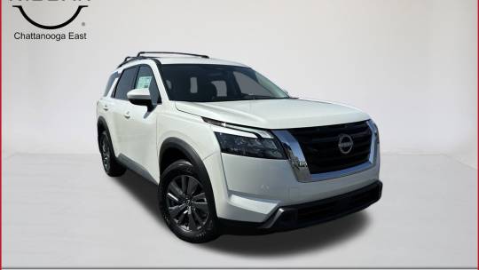 2024 Nissan Pathfinder sv