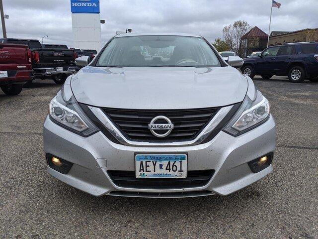 used 2017 nissan altima 2.5 sv sedan albert lea, mn 56007 for sale in albert lea, minnesota