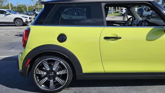 2024 Mini Hardtop