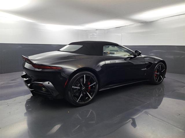 2021 aston martin vantage base
