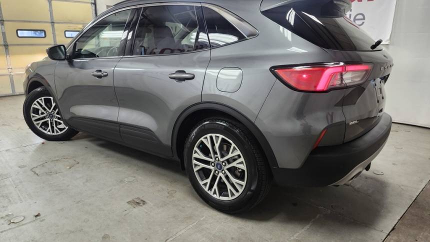 2022 ford escape sel