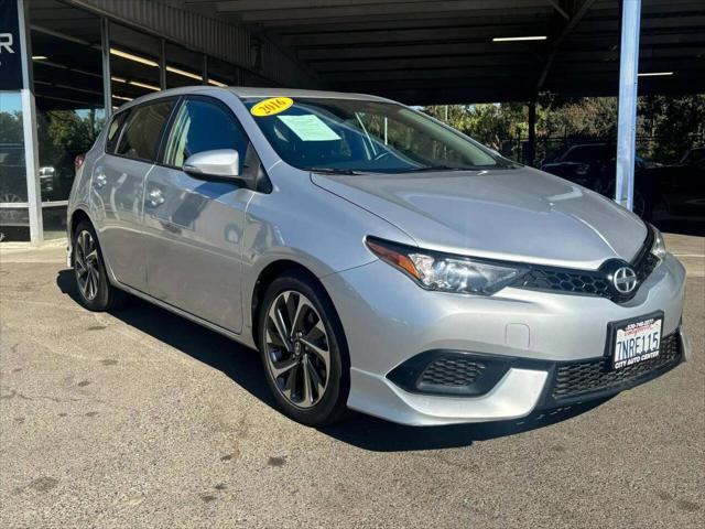 2016 scion im hatchback 4d