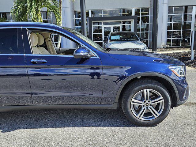 2022 mercedes-benz glc 300 base