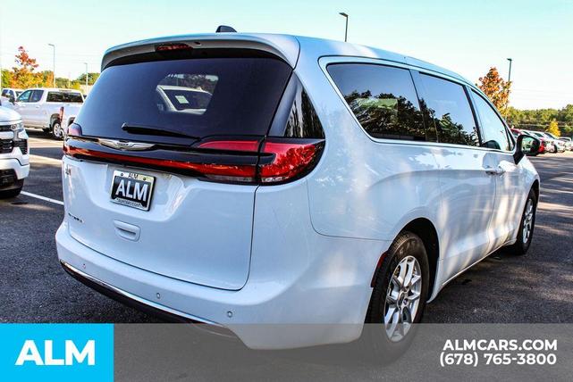 2023 chrysler pacifica touring-l