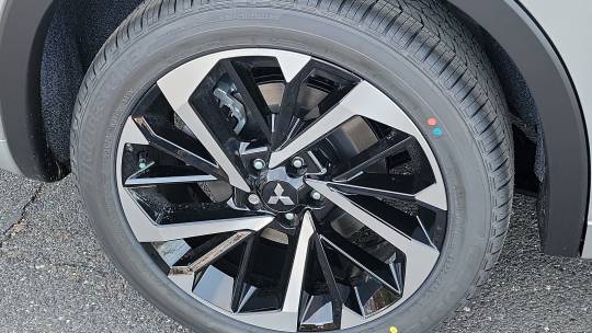 2024 Mitsubishi Outlander