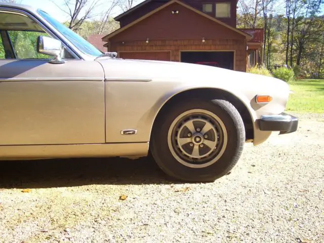 1987 jaguar vanden plas with w/ '89 chev camaro 5.7 tpi 350 & transmission