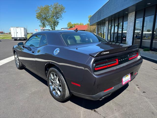2017 dodge challenger gt