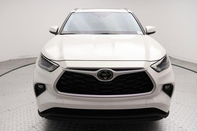 2021 toyota highlander xle