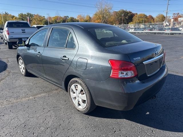 2007 toyota yaris base