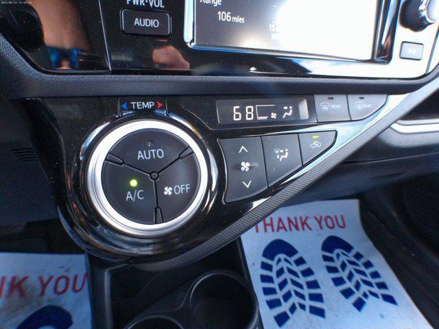 2017 toyota prius c two