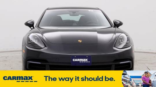 2018 Porsche Panamera