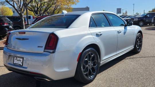 2023 Chrysler 300