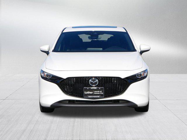 2022 mazda mazda3 fwd w/preferred package