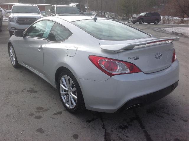 2011 hyundai genesis coupe 3.8l grand touring 3.8l grand touring 2dr coupe for sale in montpelier, vermont