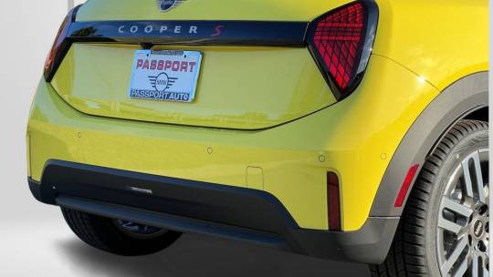 2025 Mini Hardtop