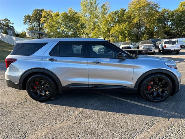 2021 ford explorer st