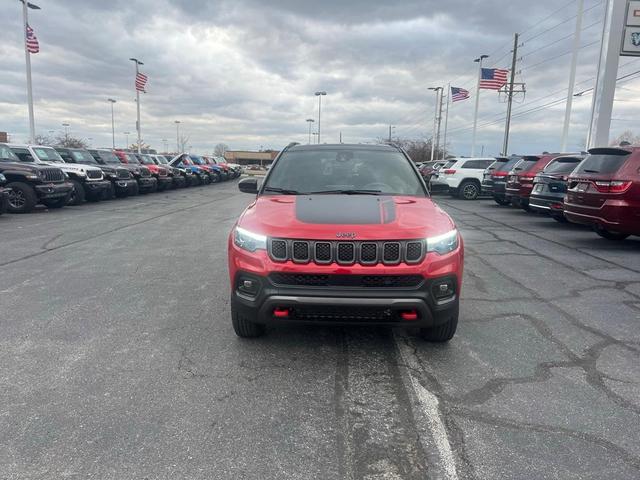 2023 jeep compass trailhawk