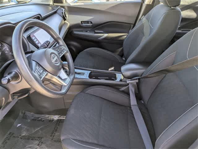 2022 nissan kicks sv