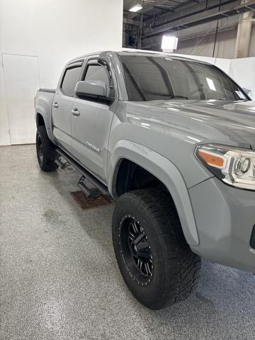 2020 toyota tacoma sr5