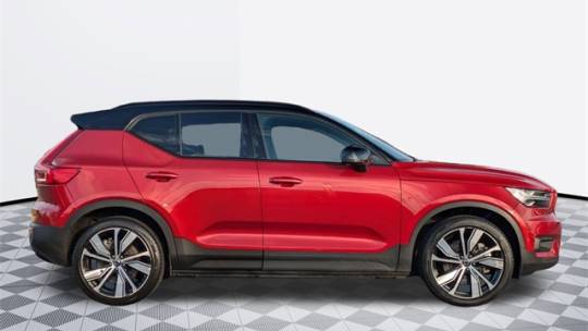 2022 Volvo XC40