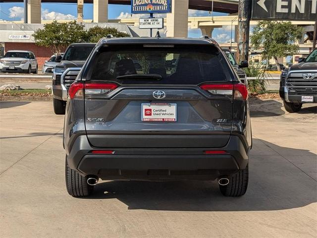 2024 toyota rav4 xle premium