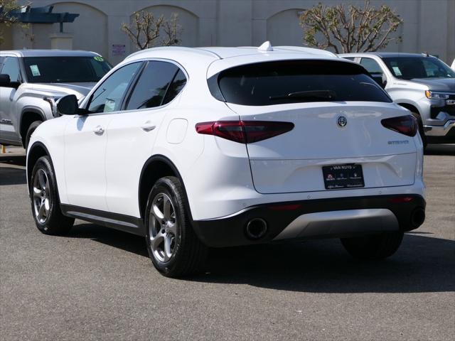 2020 alfa romeo stelvio base