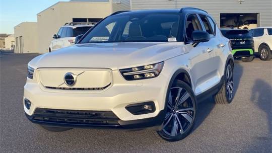 2022 Volvo XC40