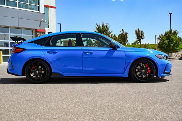 2024 honda civic type r base (m6)