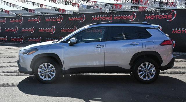 2023 toyota corolla cross le
