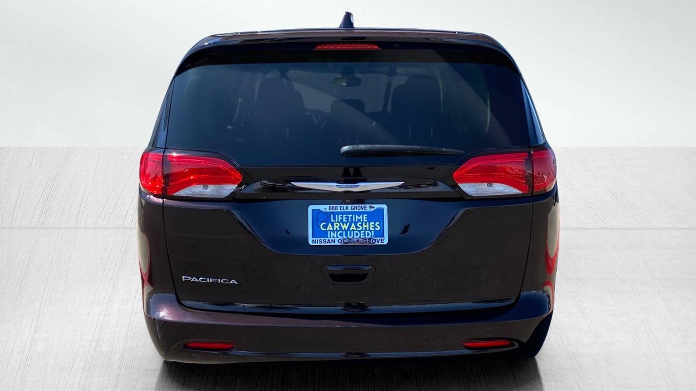 2017 chrysler pacifica lx