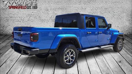 2024 Jeep Gladiator