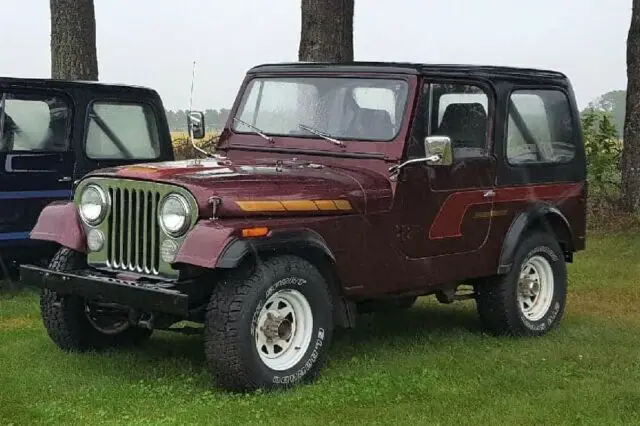 jeep cj7 1980 red, all wheel drive, good condition, removeable top, 304 v8