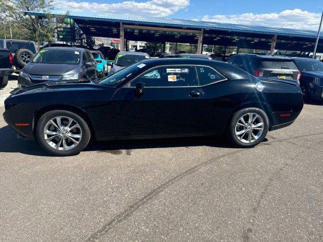 2023 dodge challenger sxt