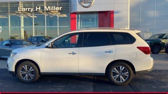 2019 nissan pathfinder sl