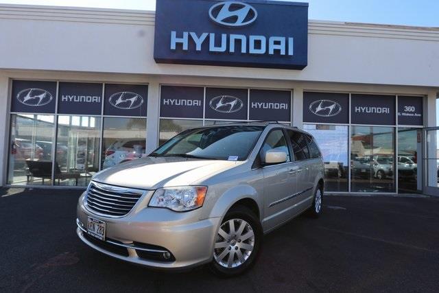 2014 chrysler town and country touring touring 4dr mini-van for sale in kahului, hawaii